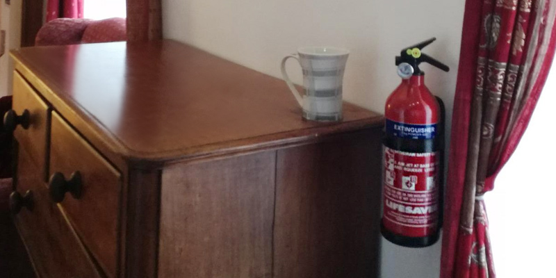 Review of LIFESAVER KIDKSPS1X Fire Extinguisher