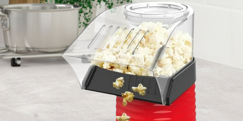 SENSIOHOME Global Gourmet Popcorn Maker in the use