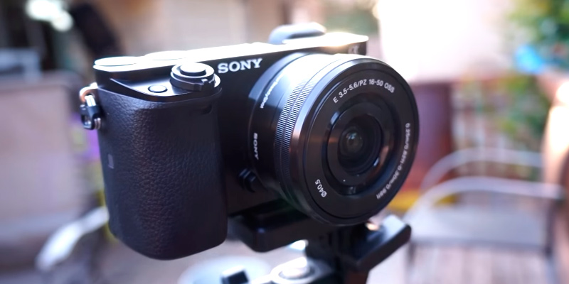 Review of Sony ILCE6000LB Compact System Camera