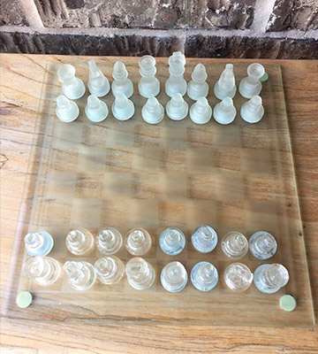 Review of Out of the Blue Glass Chess Set Large