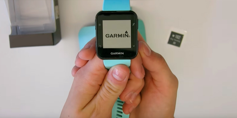 Review of Garmin Forerunner 35 Running Watch with Wrist-Based Heart Rate and Workouts