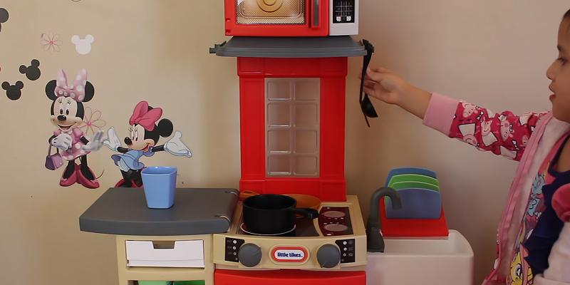 Review of Little Tikes Cook 'n Store Kitchen Playset