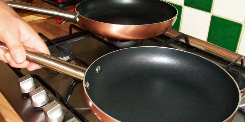 Review of VonShef Q1982 Set of 3 Copper Frying Pan