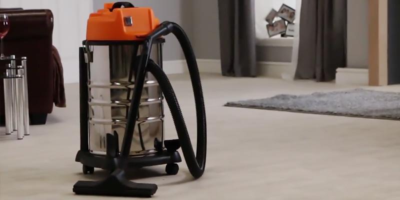 Review of VonHaus 07/646 Wet and Dry Vacuum Cleaner