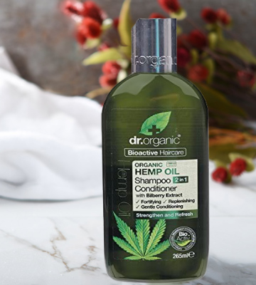 Review of Dr Organic 2 in 1 Hemp Oil Shampoo and Conditioner