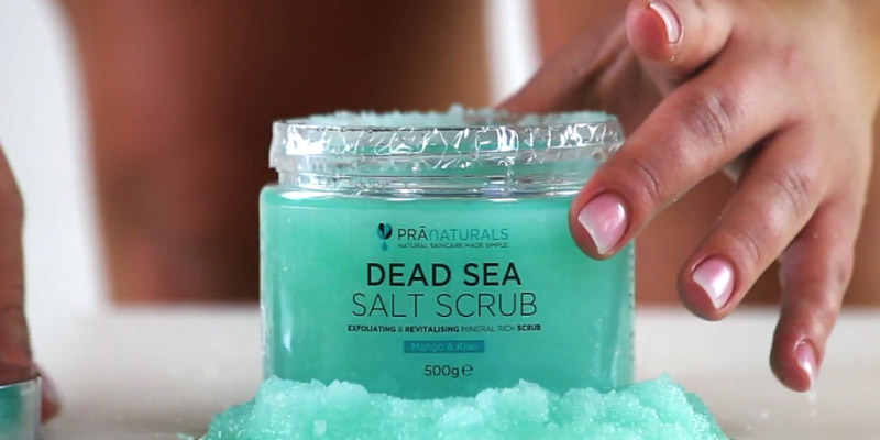 Review of PraNaturals Revitalising Dead Sea Body Scrub