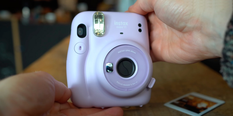 Review of Instax 16654956 mini 11 camera