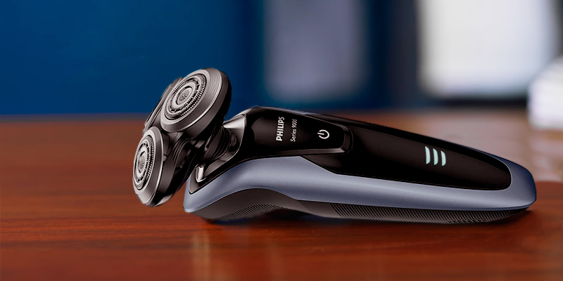 Review of Philips S9211/12 Series 9000 Wet & Dry Men's Electric Shaver