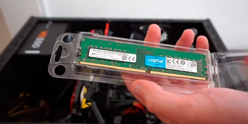 Review of Crucial Green 16GB (2 x 8GB) (DDR4, 2400 MT/s, PC4-19200, DR x8, DIMM, 288-Pin)