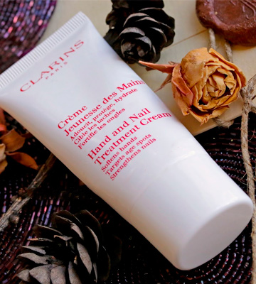 Review of Clarins Hand & Nail Treatment Cream