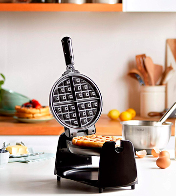 Review of VonShef Rotating Iron Non-Stick Plates Waffle Maker