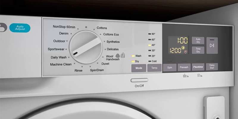 Zanussi Z716WT83BI Integrated Washer Dryer in the use