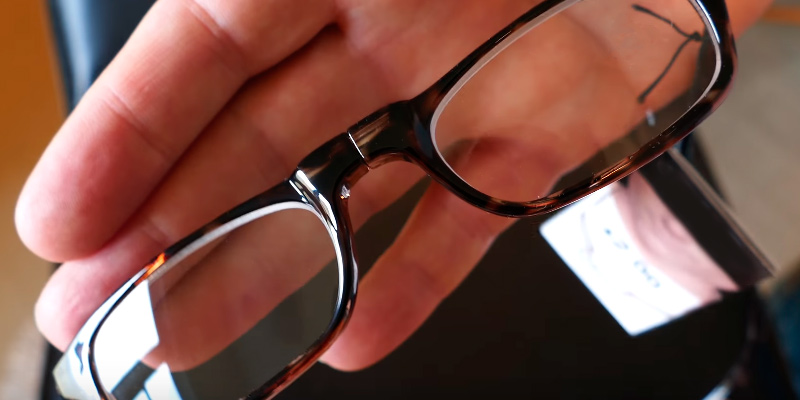 Review of Loopies LTORL1 Magnetic Reading Glasses
