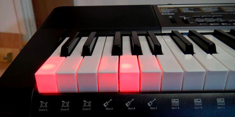 Casio LK-265AD Full Size Key-Lighting Keyboard in the use