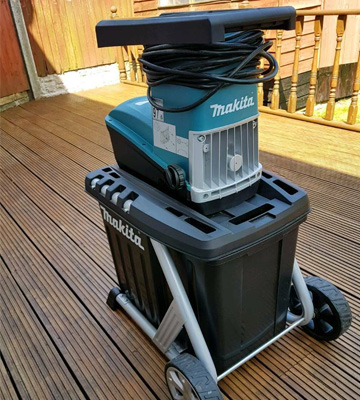 Review of Makita (UD2500) 2500W Electric Shredder/Mulcher