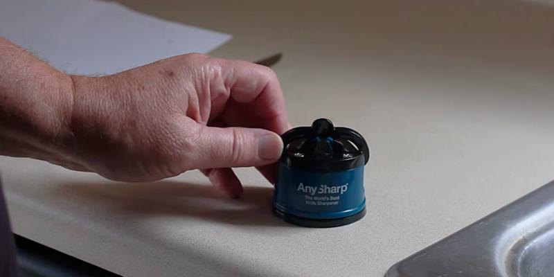 Review of AnySharp Knife Sharpener Classic with PowerGrip, Blue