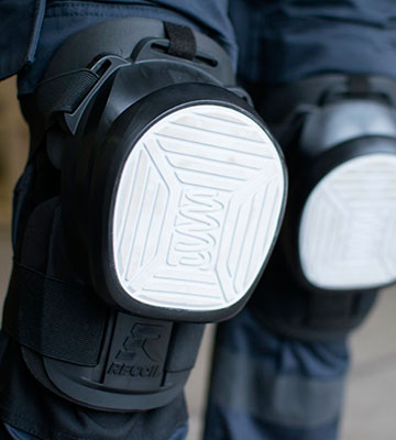 Review of Recoil RK01 Knee Pads for Work