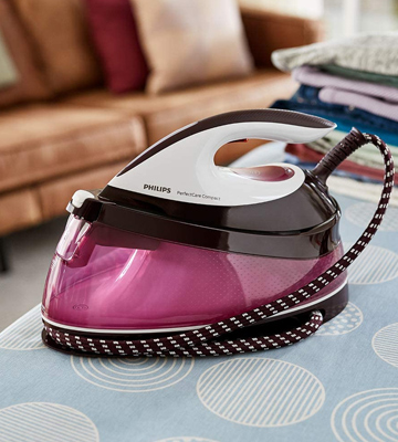 Review of Philips GC7842/46 PerfectCare Compact Steam Generator Iron