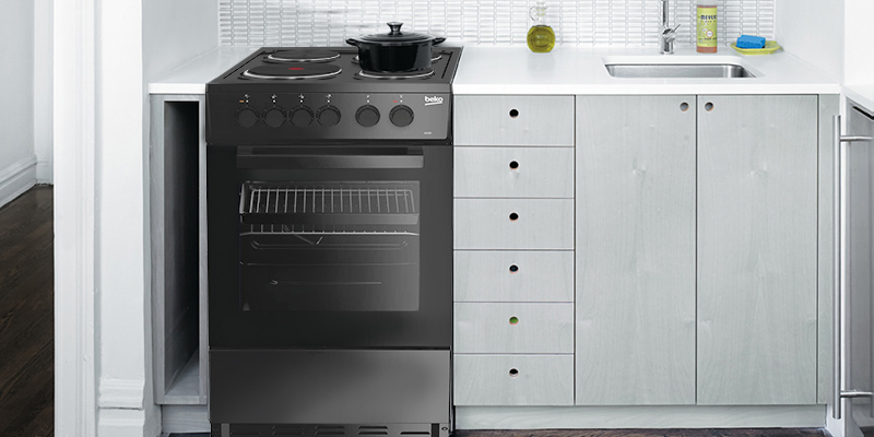 Review of Beko AS530K 50cm Electric Cooker with Solid Plate Hob