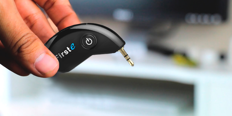 FirstE Tx80 Portable Wireless Bluetooth Transmitter in the use