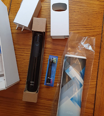 Review of Oral-B Pro 3 3500 Electric Toothbrush with Smart Pressure Sensor