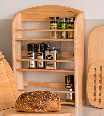 Review of T&G Scimitar 18-Jar Wall Spice Rack