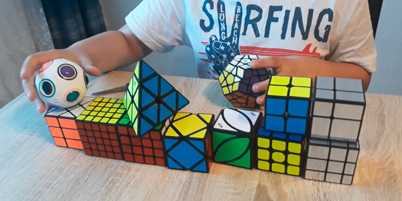 Review of Aiduy 12 Pack Speed Cube Set