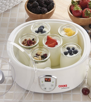 Review of Cooks Professional Compact Yoghurt Maker with LCD Display Screen