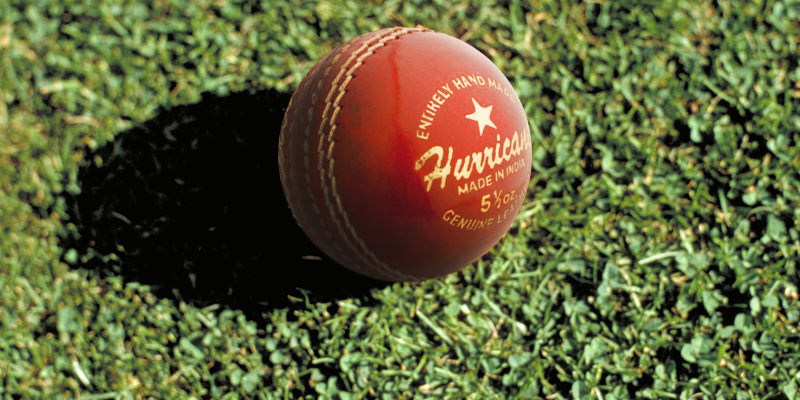 Review of Gray Nicolls 541704 Hurricane Cricket Ball