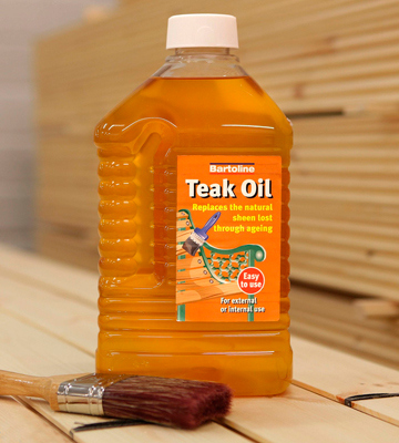 Review of Bartoline Teak Oil replaces the natural sheen lost through ageing