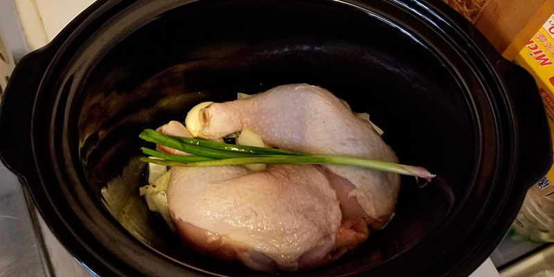 Russell Hobbs 23200 Slow Cooker in the use