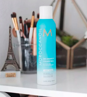 Review of Moroccanoil Light Tones Dry Shampoo