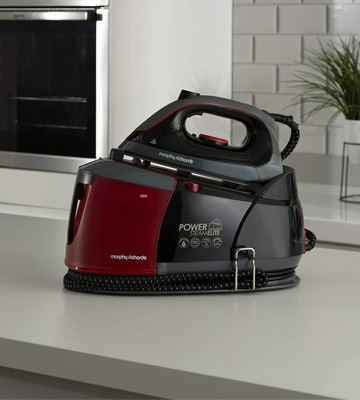 Review of Morphy Richards 332013 Steam Generator Iron