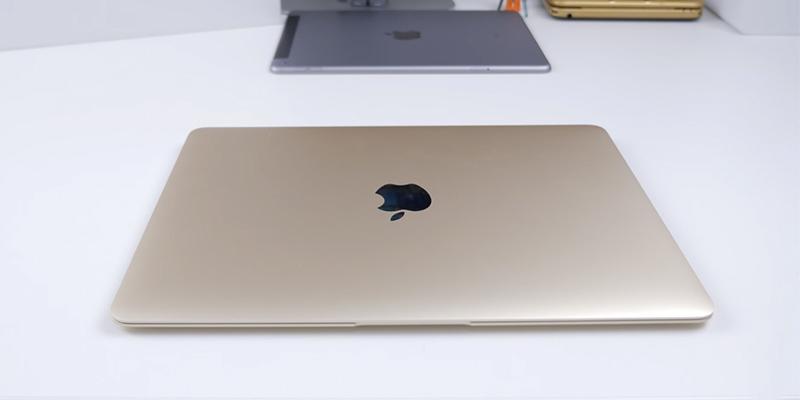 Apple MacBook MLHF2B 12-inch in the use