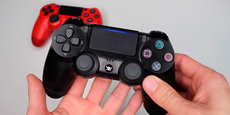 Review of Sony DualShock 4 Wireless Controller