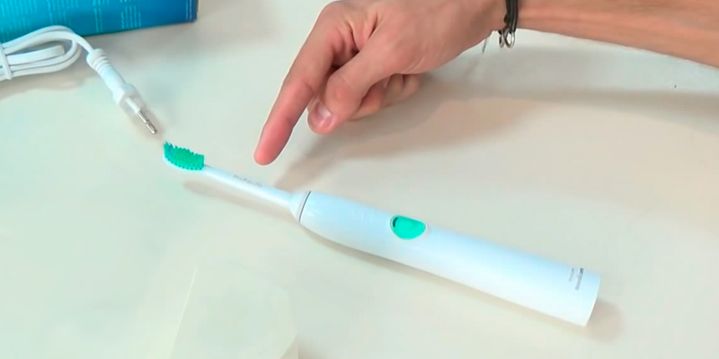 Review of Philips Sonicare EasyClean (HX6511/50) Electric Rechargeable Toothbrush