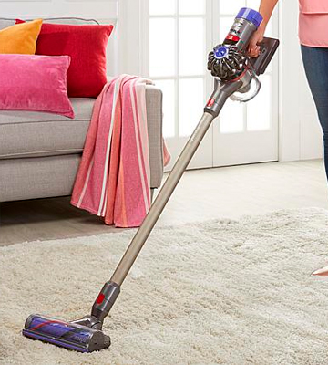 Review of Dyson V8 Animal Handheld Vacuum Cleaner