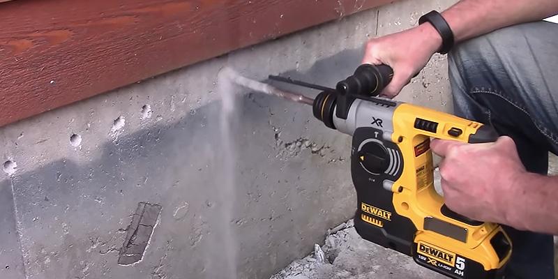 Review of DEWALT DCH253N-XJ Lithium-Ion SDS Plus Body Only Rotary Hammer Drill