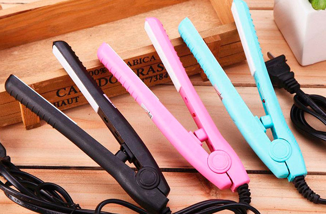 Best Travel Flat Irons for Quick Touch Ups On the Go  