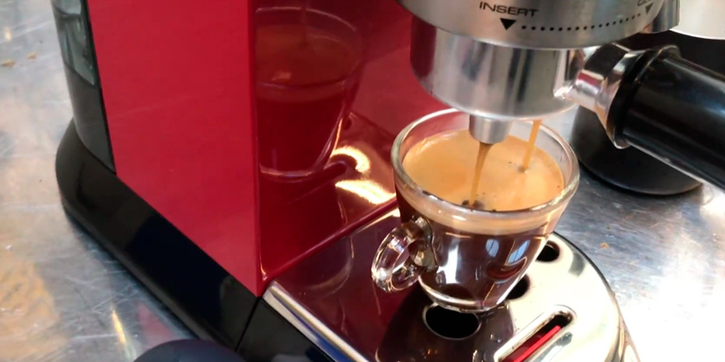 Delonghi Dedica Style EC685M Traditional Pump Espresso & Cappuccino Machine in the use